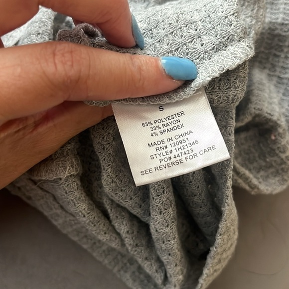 “Cozie By Pink Rose Long Sleeve Crop size small” - Picture 6 of 7